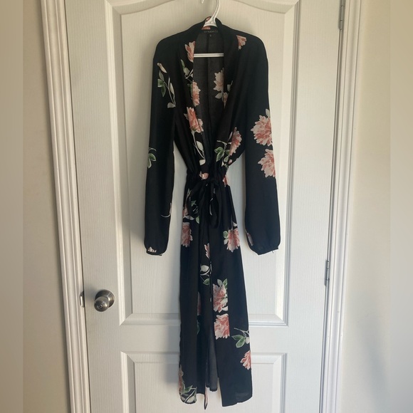 Long belted cardigan with flowers - Picture 1 of 4